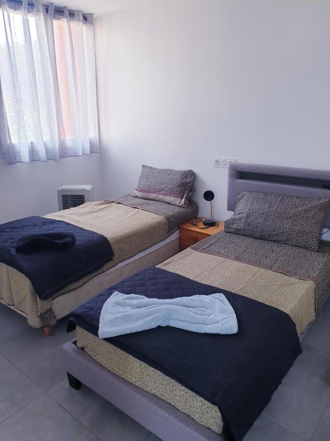 نيس Big Flat Sea Vieuw 95 M2 5 Rooms Near Airport 5 Min Train 3 Min And Tram On Site, Beach 7 Min, 2 Showers And 2 Toilets , Neuf Grand Appartement 95 M2 5 Chambres Proche Aeroport 5 Min Train 3 Min Et Tramway Sur Place, Plage 7 Min 2 Douches Et 2 Wc Vue المظهر الخارجي الصورة