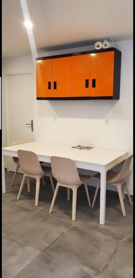 نيس Big Flat Sea Vieuw 95 M2 5 Rooms Near Airport 5 Min Train 3 Min And Tram On Site, Beach 7 Min, 2 Showers And 2 Toilets , Neuf Grand Appartement 95 M2 5 Chambres Proche Aeroport 5 Min Train 3 Min Et Tramway Sur Place, Plage 7 Min 2 Douches Et 2 Wc Vue المظهر الخارجي الصورة